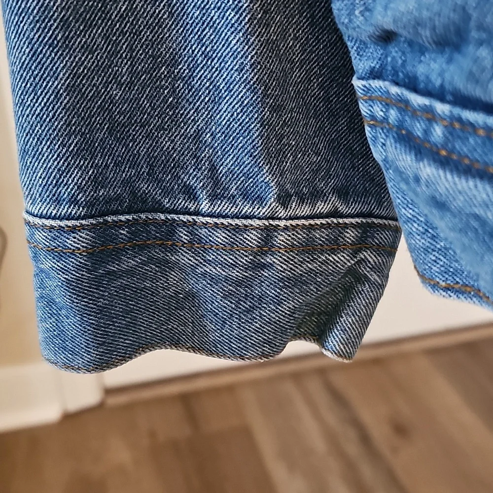 Men's Jean Jacket - Picture 6 of 16